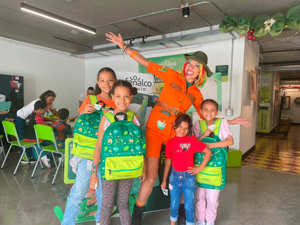 Entrega kits escolares 4